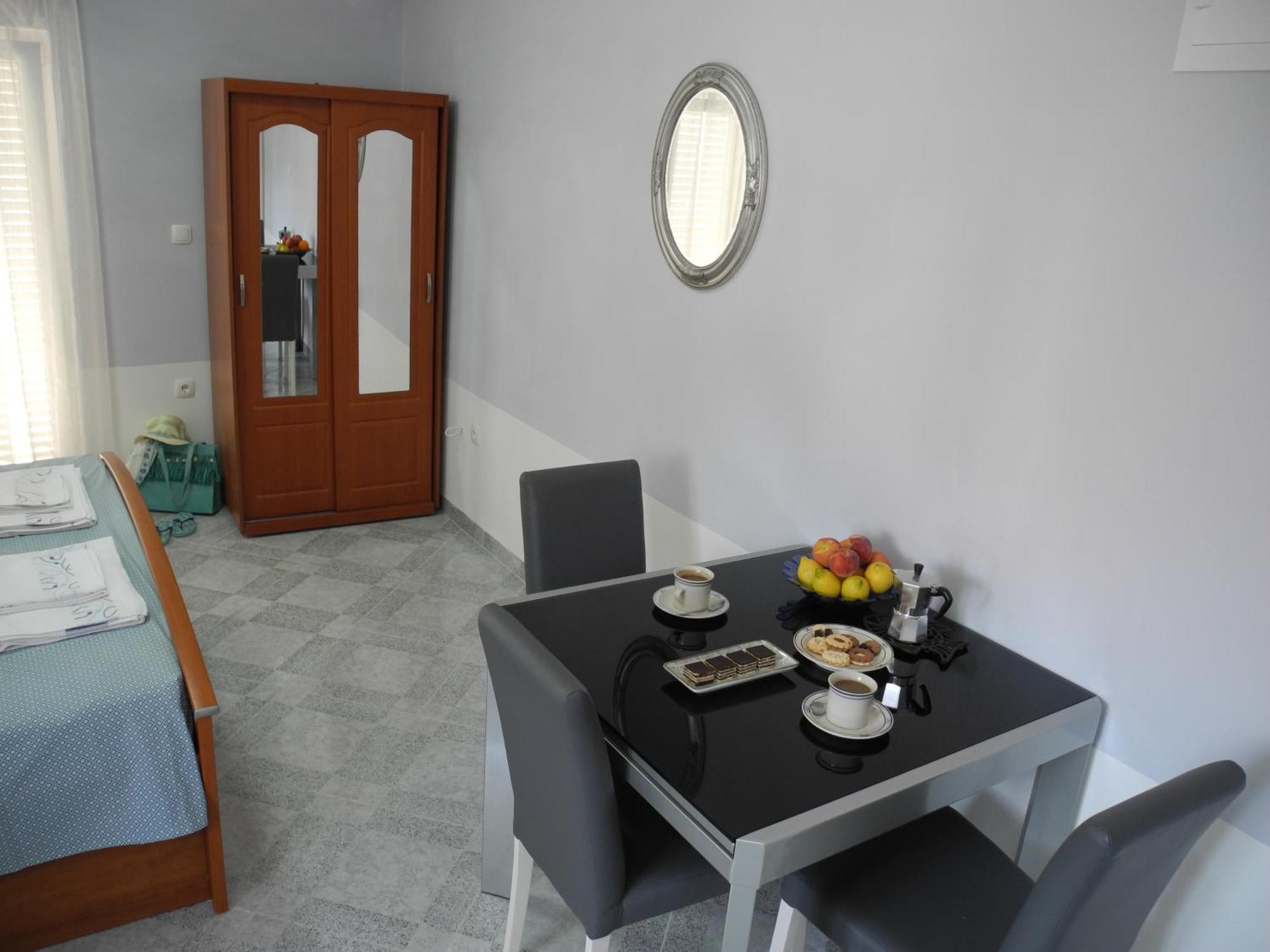Villa Ines Йезера Екстериор снимка