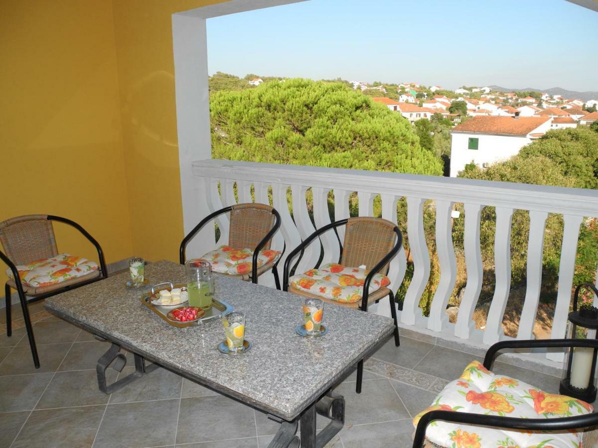 Villa Ines Йезера Екстериор снимка